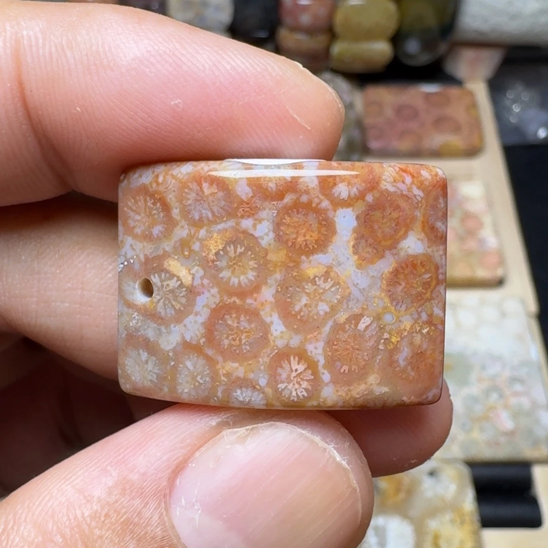 硅化玉未镶嵌纯天然色有机玉石保真色