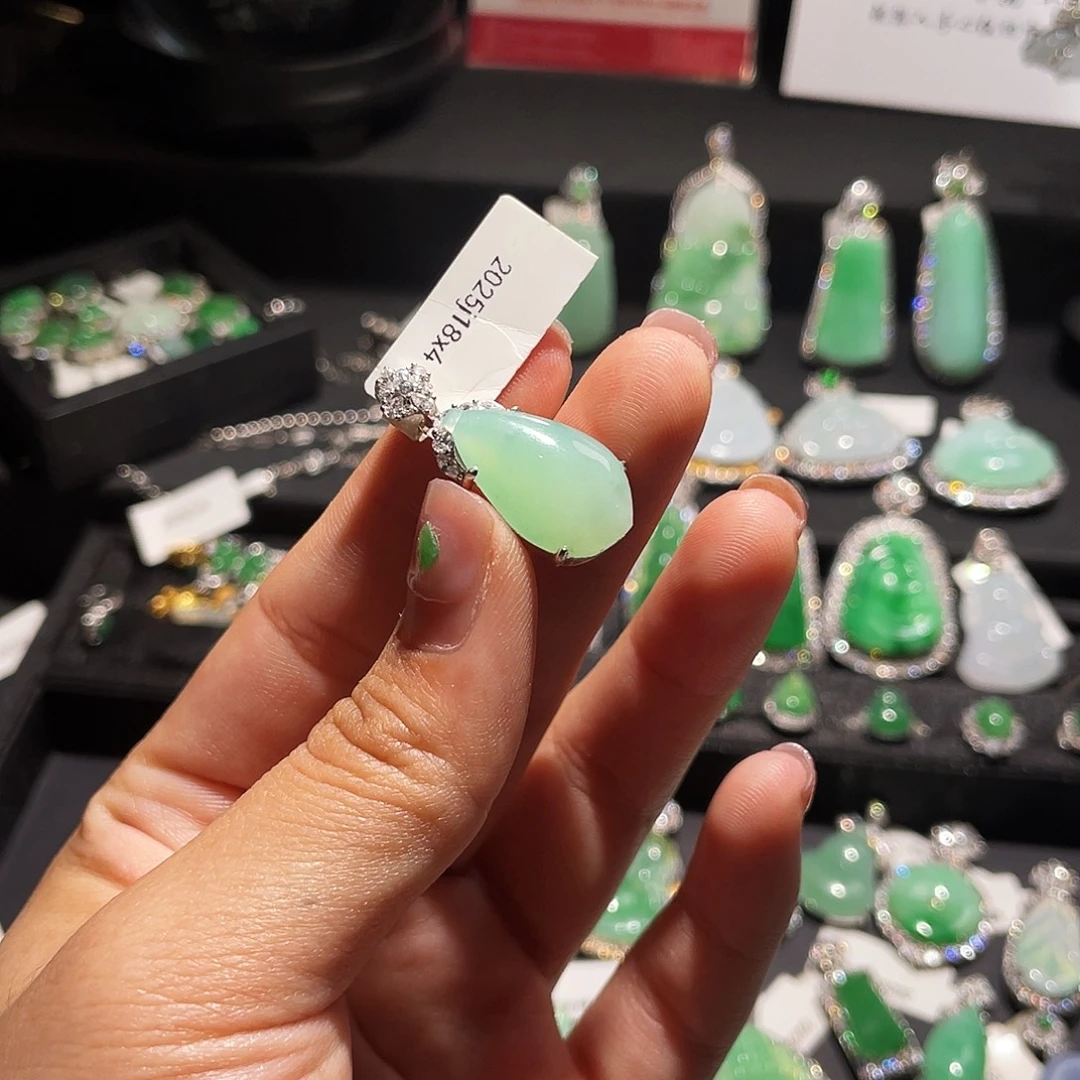 翡翠银S925镶嵌颈饰