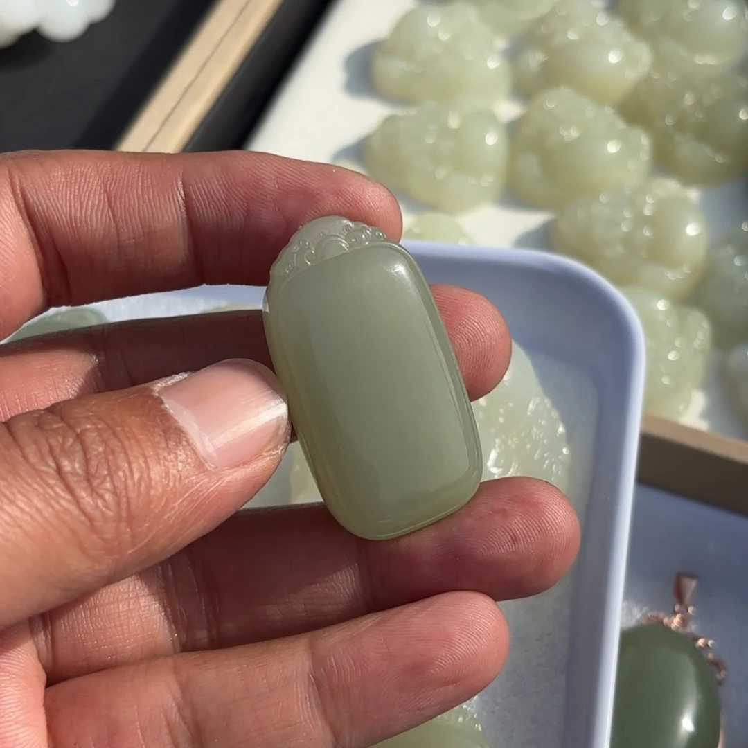 和田玉牌子40尺寸高度未镶嵌定制不退换