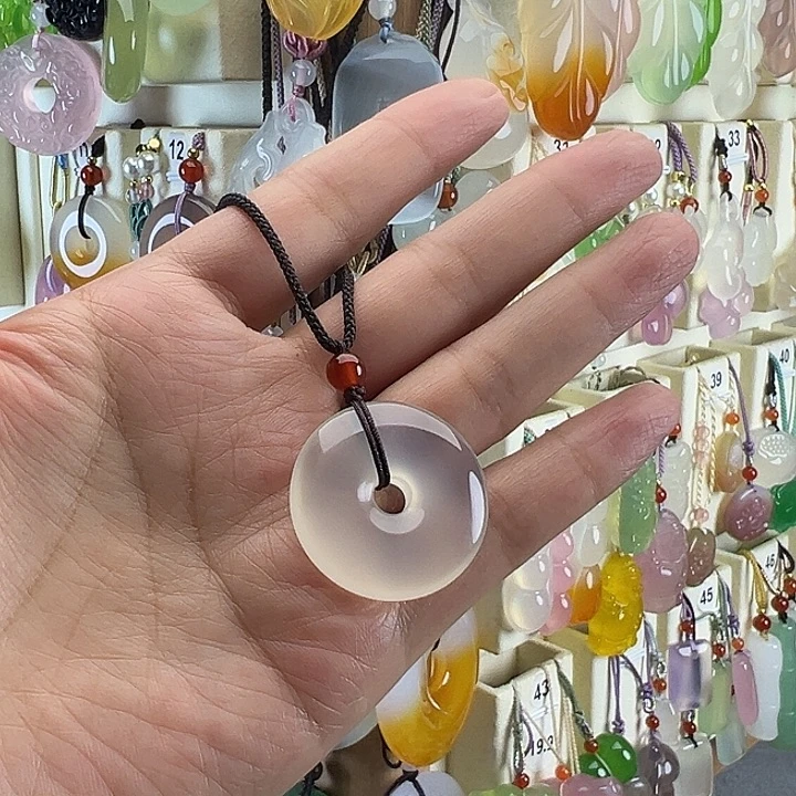 喝***汤未镶嵌颈饰玛瑙/玉髓