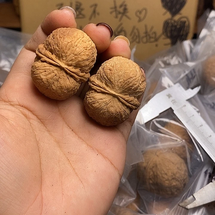文玩核桃把件    127