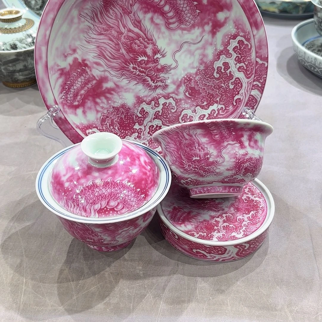 瓷片景德镇瓷器精品陈列