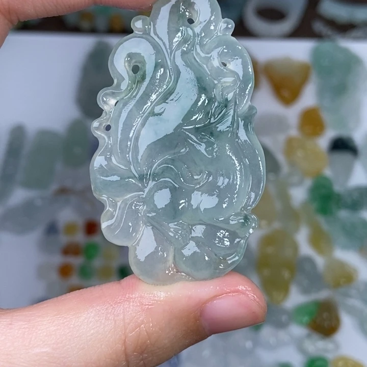 定制翡翠未镶嵌九尾