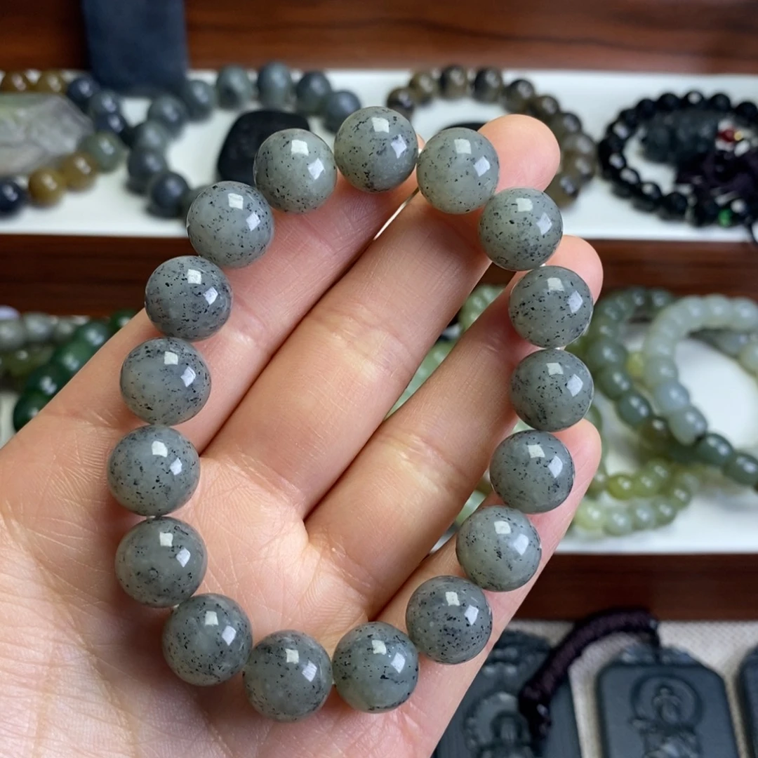 和田玉未镶嵌手串