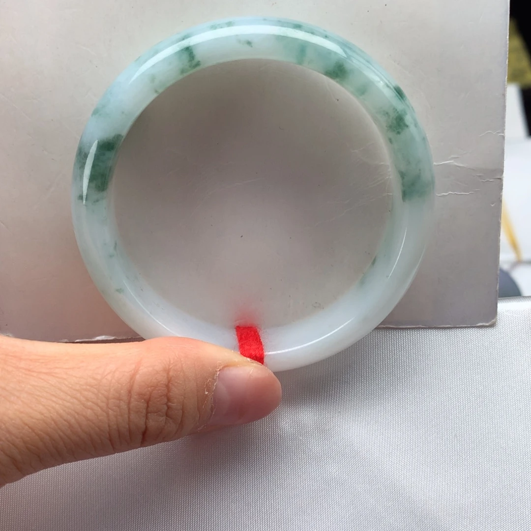 翡翠未镶嵌手镯纯天然05