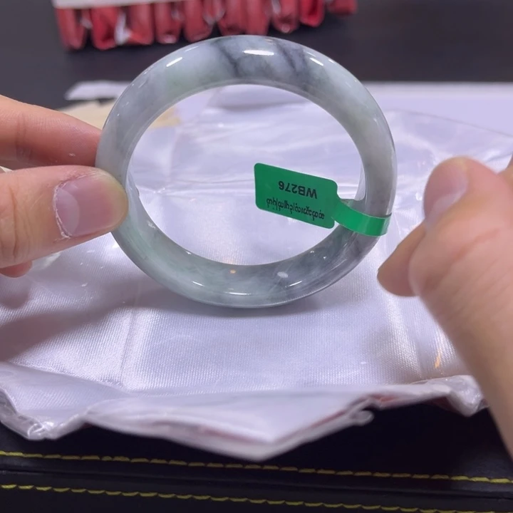 翡翠手镯未镶嵌天然翡翠a货多样性发货