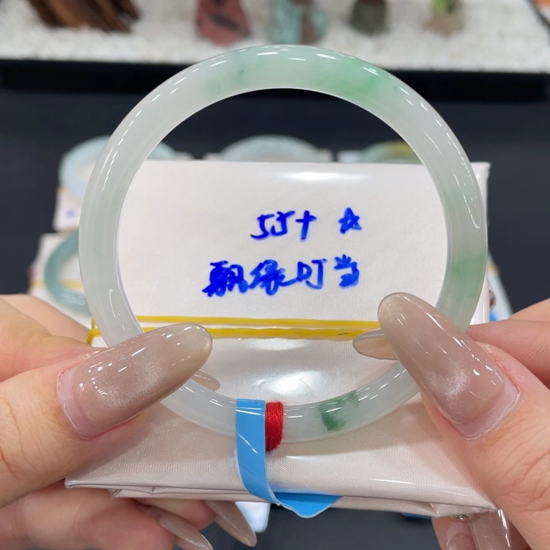 未镶嵌手镯翡翠缅甸天然翡翠手镯