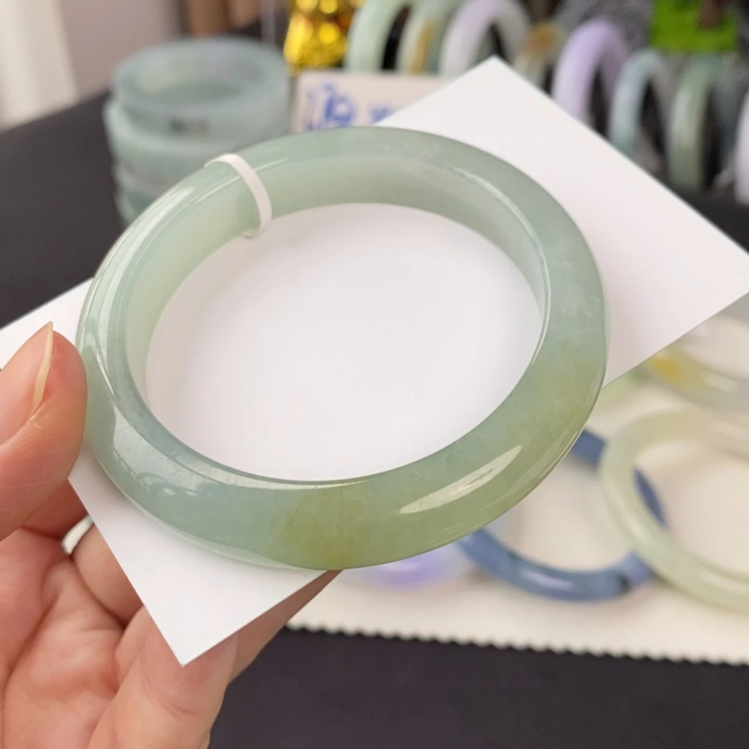 翡翠未镶嵌手镯冰黄绿52.8