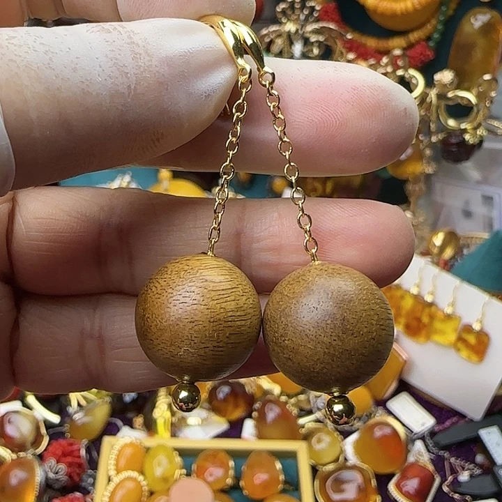 琥珀18K金镶嵌耳饰