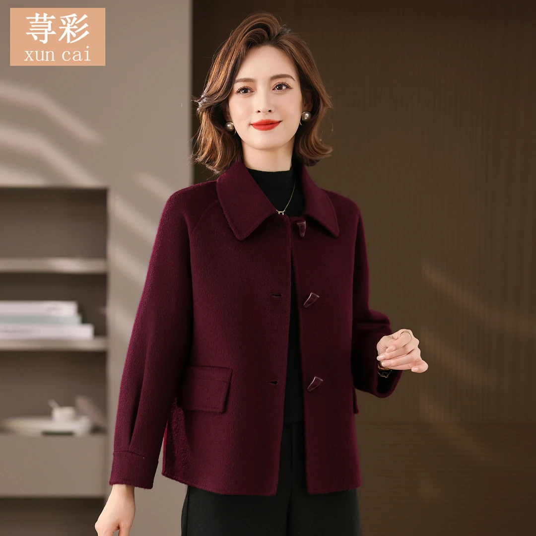 妈妈短款骆驼绒大衣中老年女装秋冬新款高级感牛角扣羊毛呢子外套