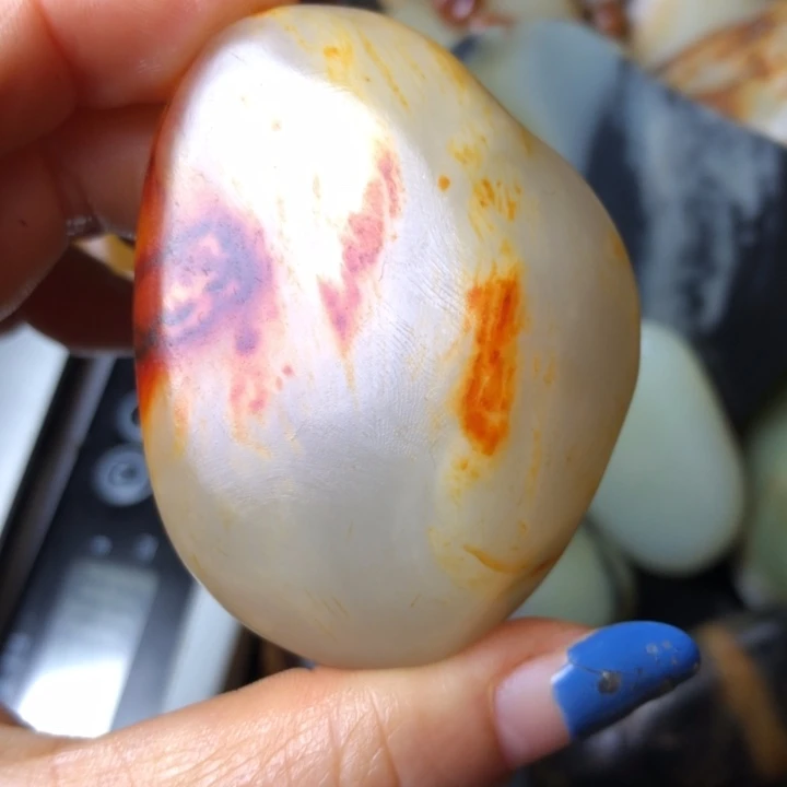 和田玉未镶嵌珠宝奇石