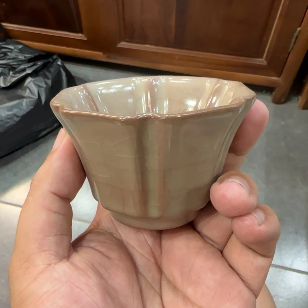 龙泉青瓷等传统工艺的研究和开发工作