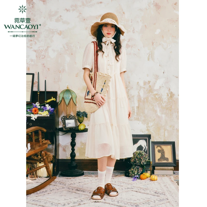 菀壹新款甜美纯色中长款a字连衣裙宽松法式Q46450421