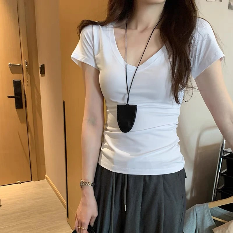 高级感正肩短袖T恤女2025春夏新款大V领修身显瘦纯棉百搭打底上衣