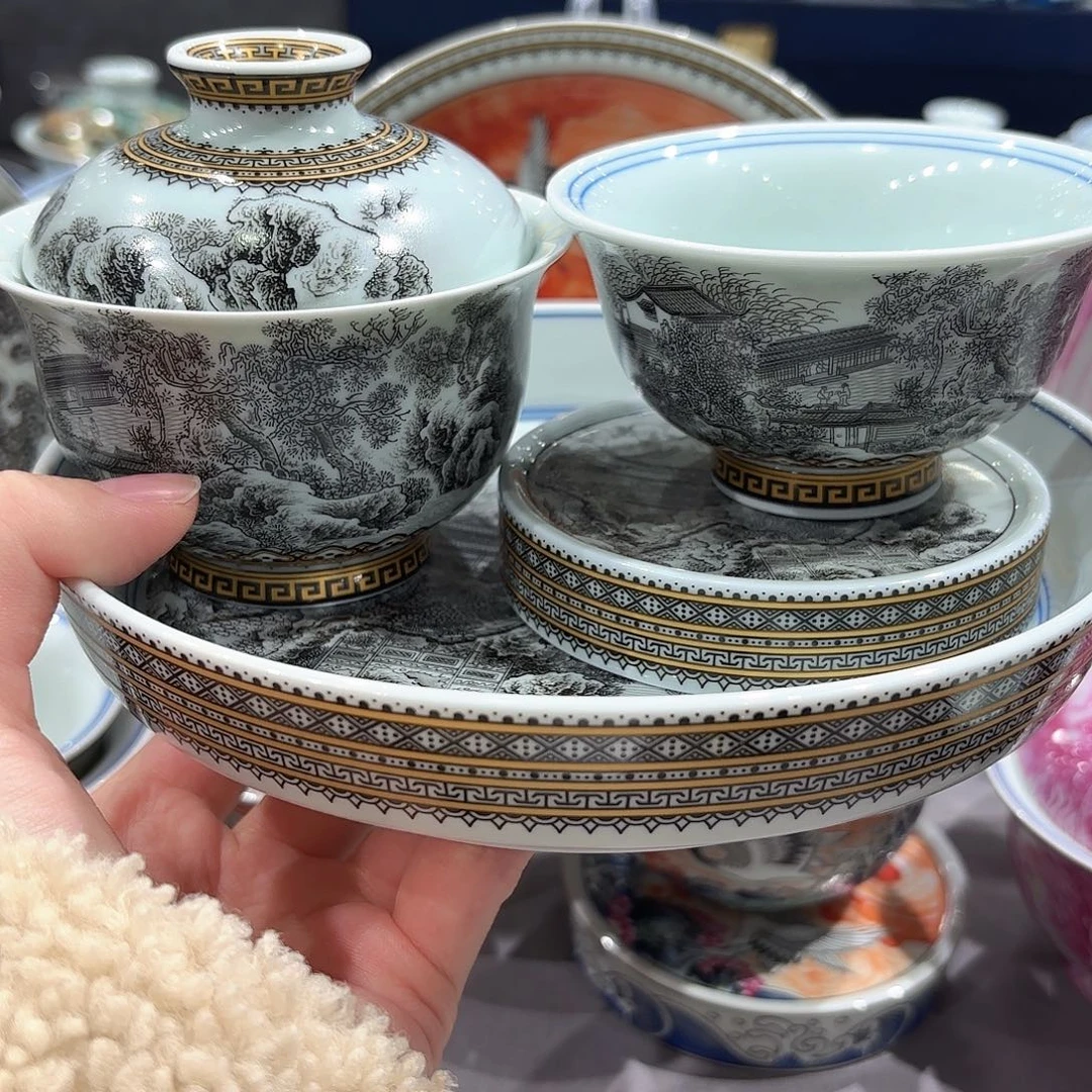 瓷片景德镇瓷器精品陈列