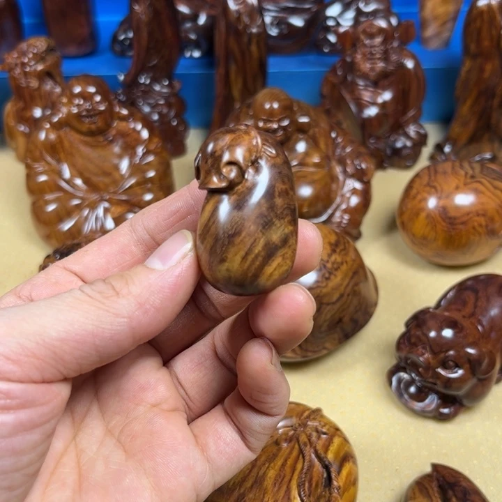 黄花梨降香黄檀把件