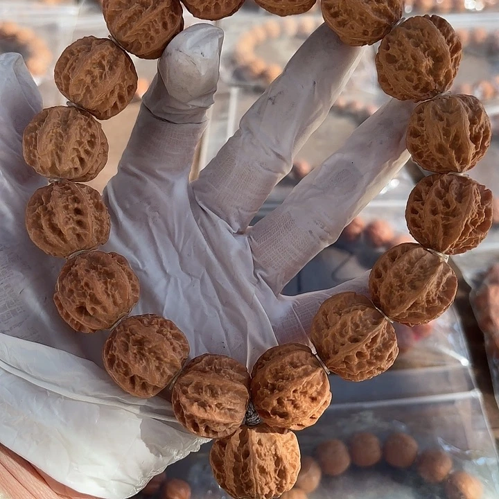 文玩核桃手串野生