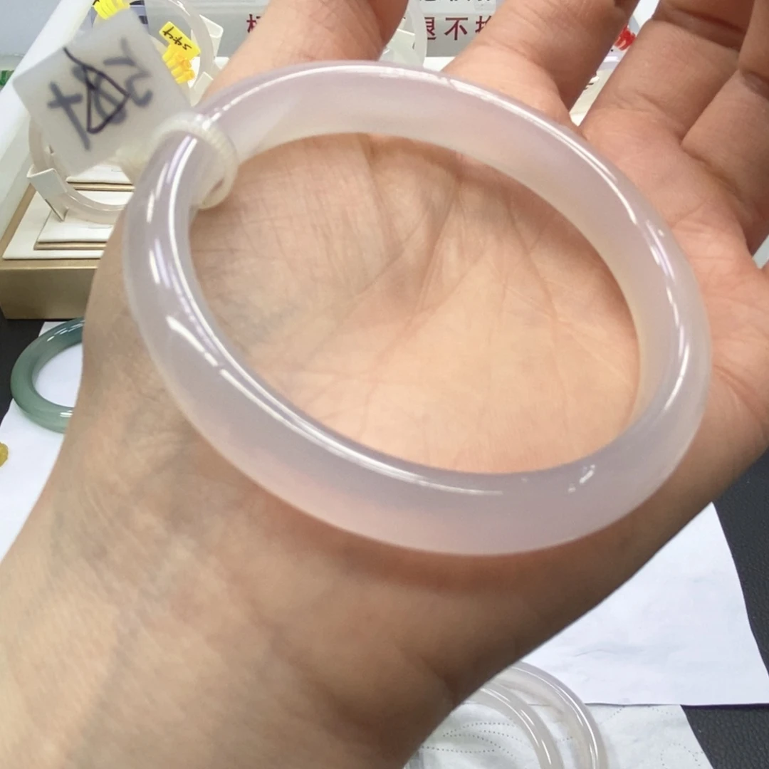 玛瑙/玉髓手镯未镶嵌微瑕57。58圈口