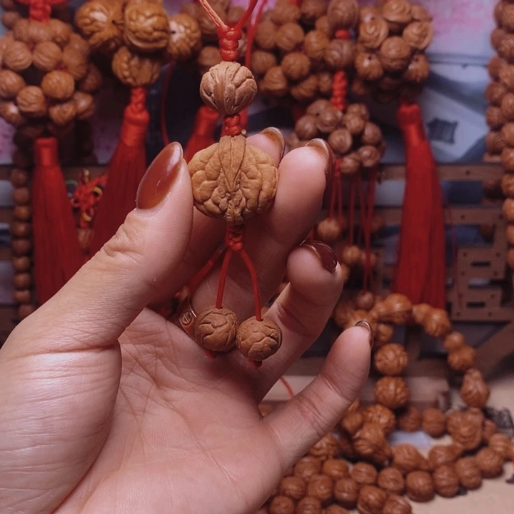 桃核吊坠龙纹桃枭