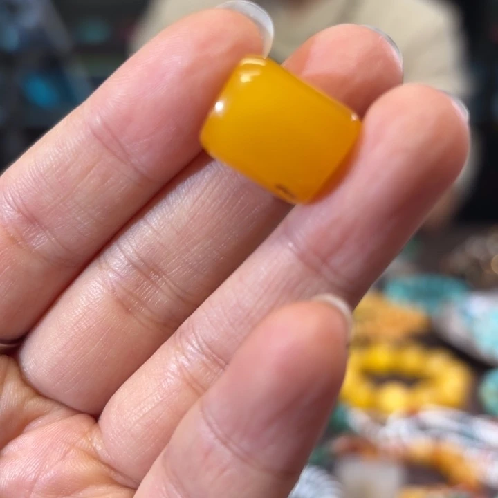 慢***慢未镶嵌颈饰蜜蜡蜜蜡