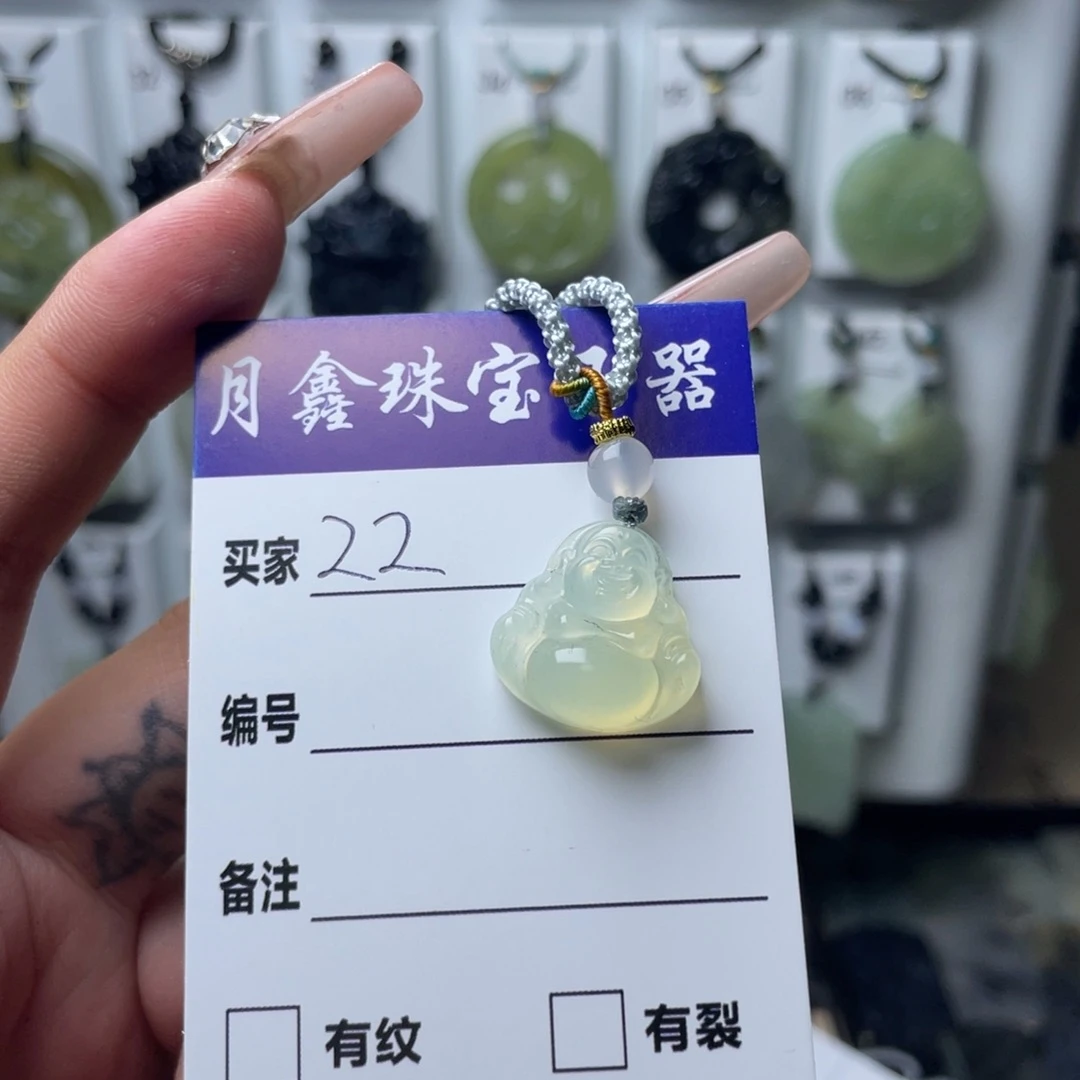 岫玉颈饰未镶嵌小*卜大肚佛