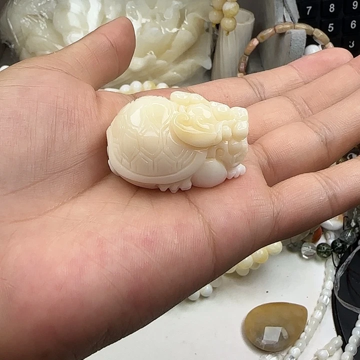 婧***婧大果紫檀（缅甸花梨）小龙龟8号
