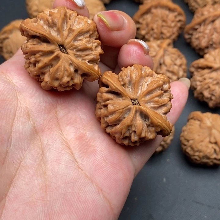 文玩核桃吊坠?****了鹤渡岭36