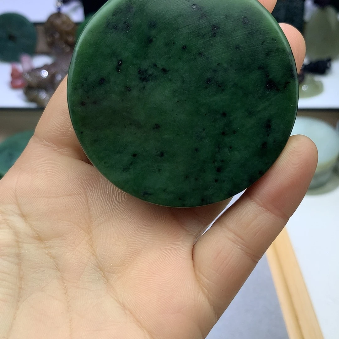 和田玉（糖玉）未镶嵌珠宝半成品和田玉