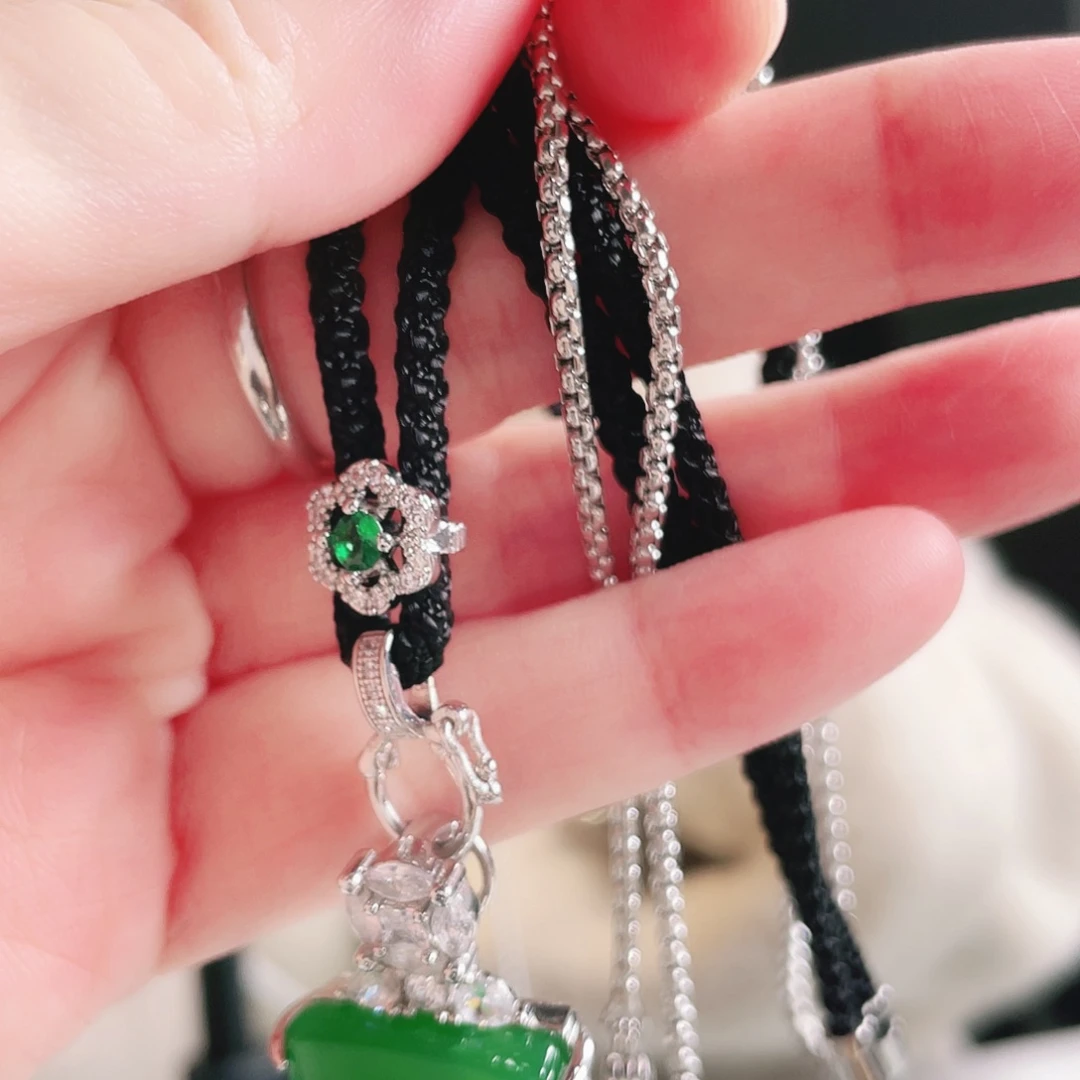 Y***e玛瑙/玉髓合金颈饰