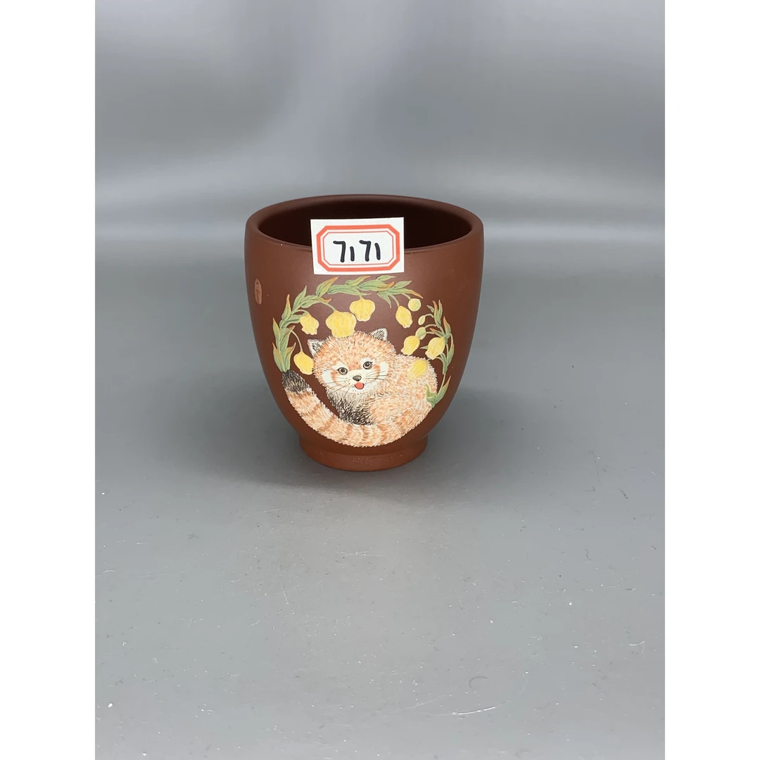 7171 宜兴紫砂茶具 大红袍堆绘浣熊主人杯 150cc FSY