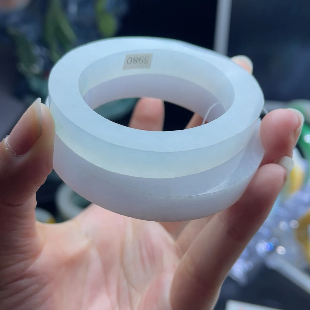 定制翡翠未镶嵌天然翡翠A货手镯