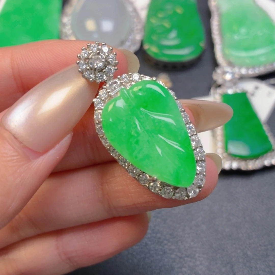 翡翠银S925镶嵌颈饰