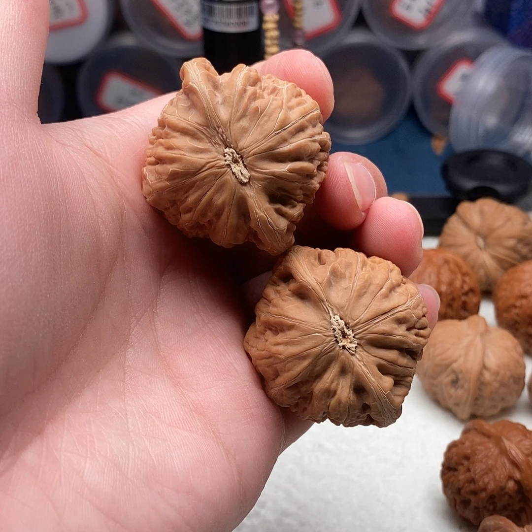 S***n43尺寸铁锤妹妹文玩核桃