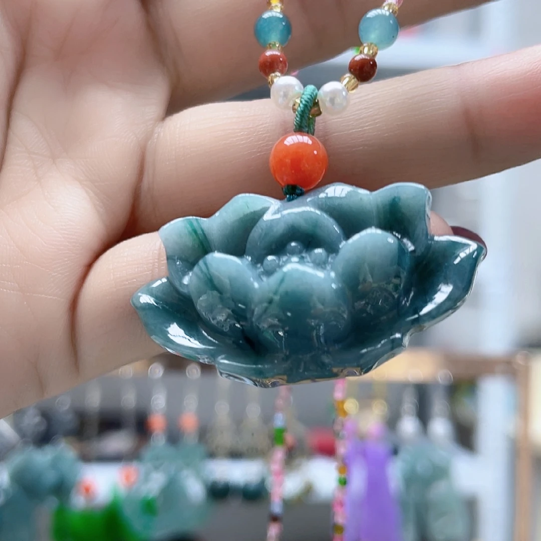 翡翠未镶嵌颈饰项链