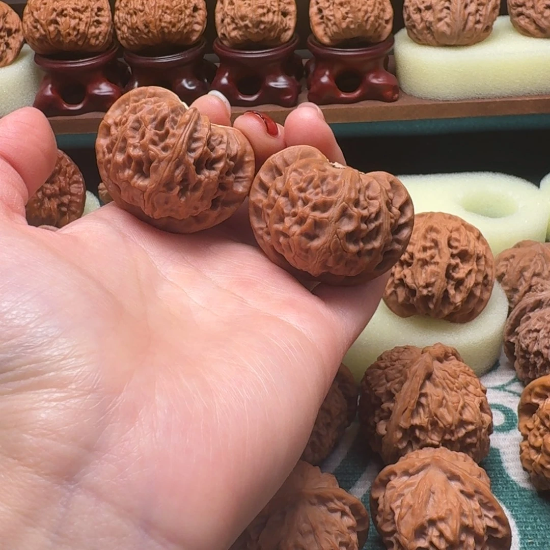 文玩核桃吊坠43宫灯