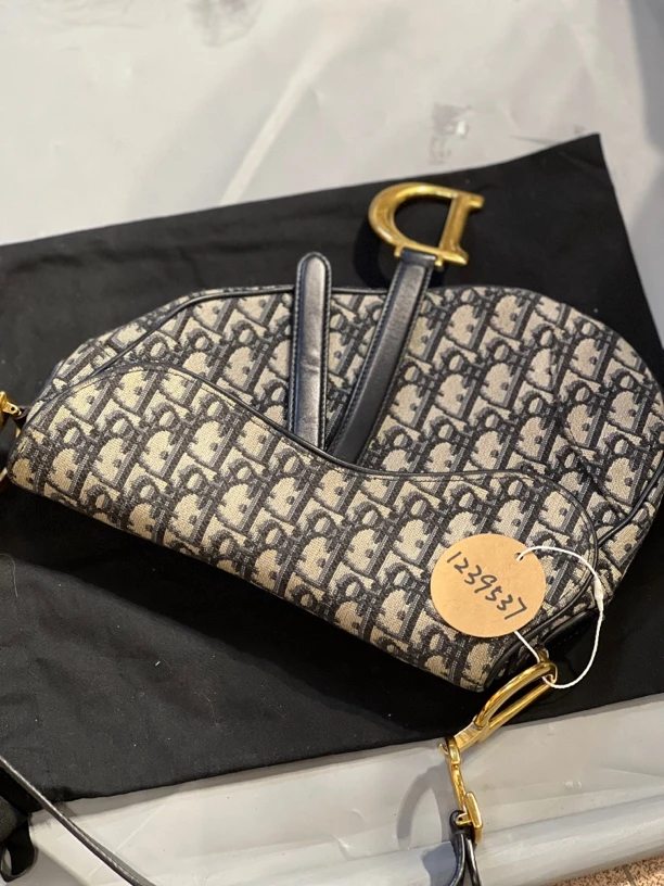 95新 Chanel/香奈儿 夏七中古/老花马鞍/单肩包1239537