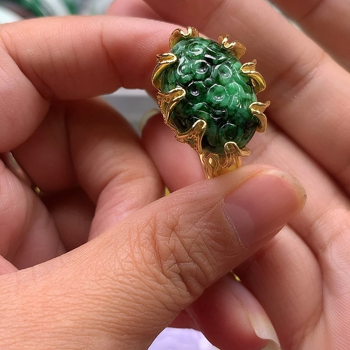 翡翠银S925镶嵌颈饰翡翠
