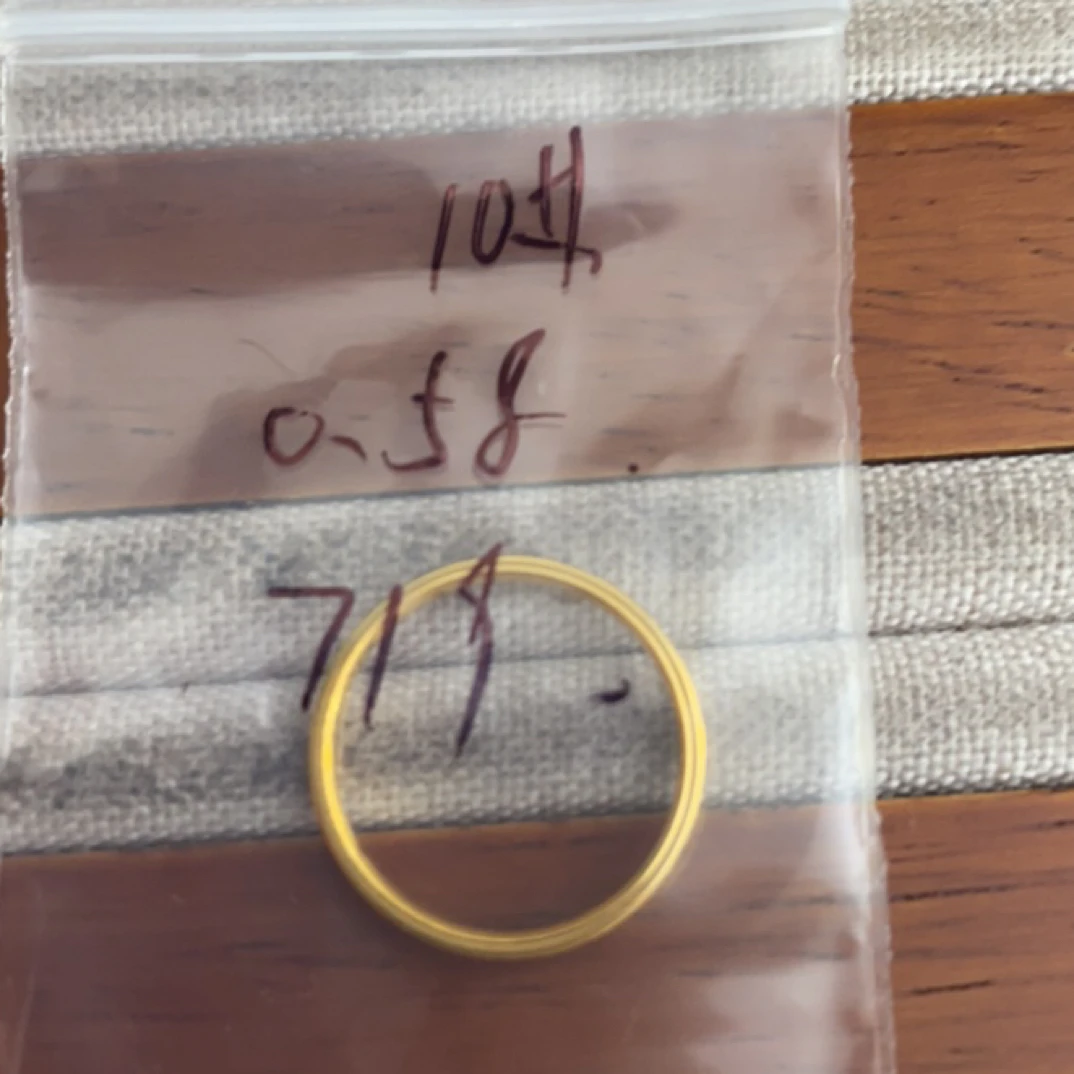 克重0.58 10号 碎冰冰戒指 足金999
