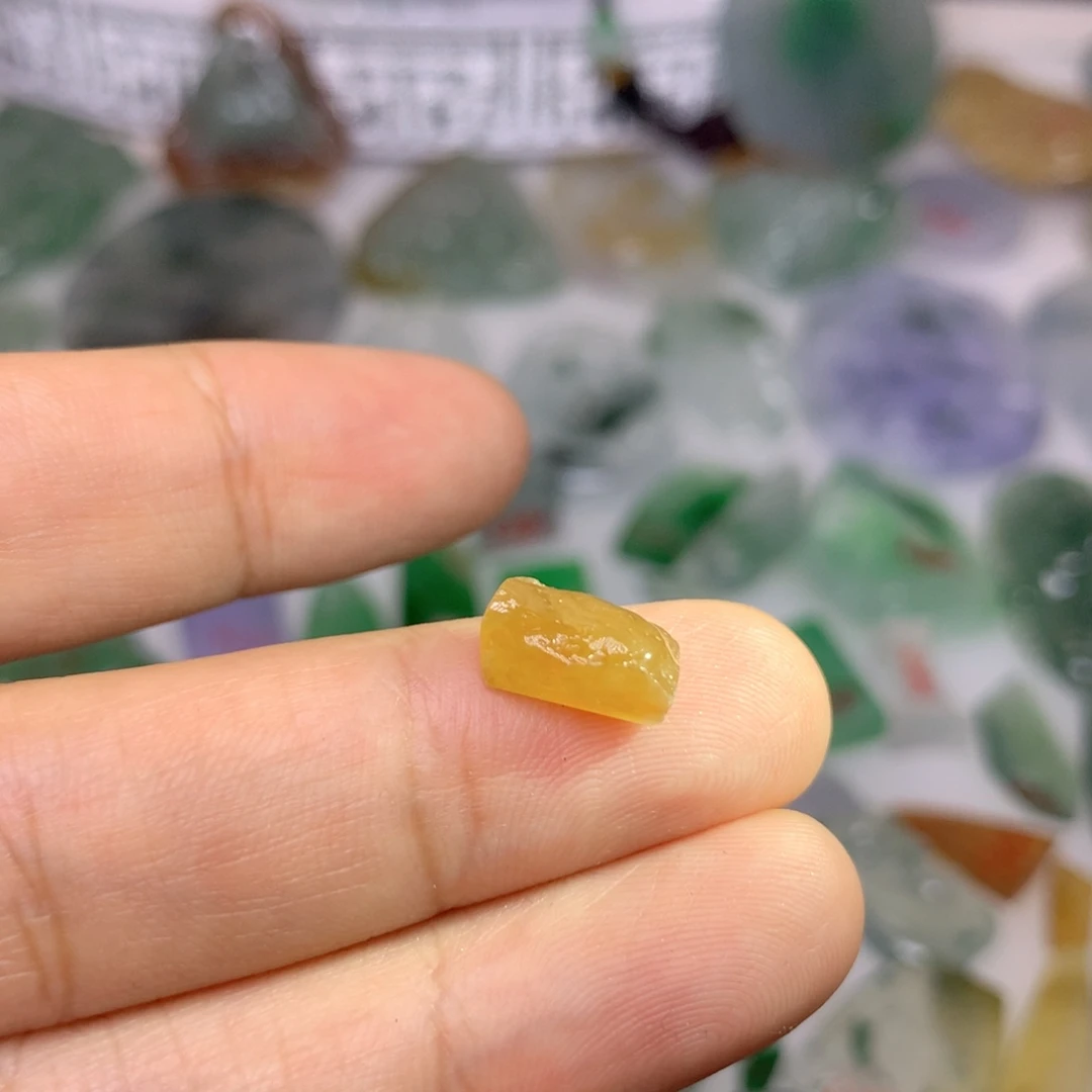 定制翡翠未镶嵌天然翡翠定制