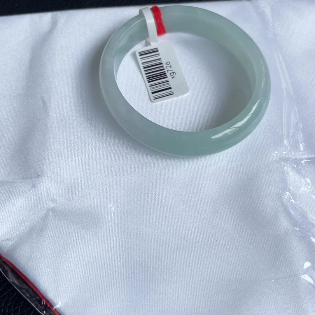 未镶嵌手镯翡翠翡翠手鐲