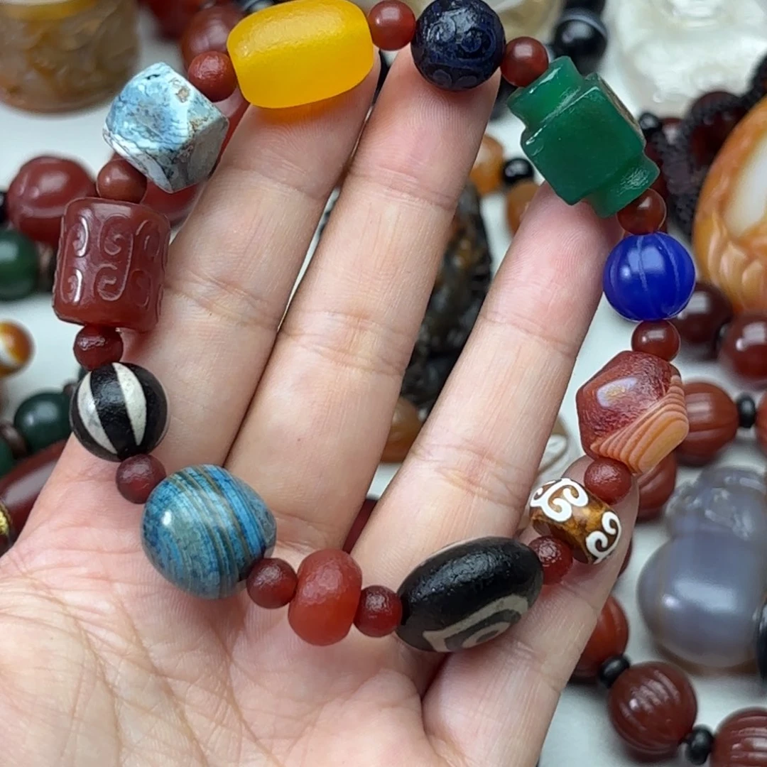 玛瑙/玉髓颈饰未镶嵌