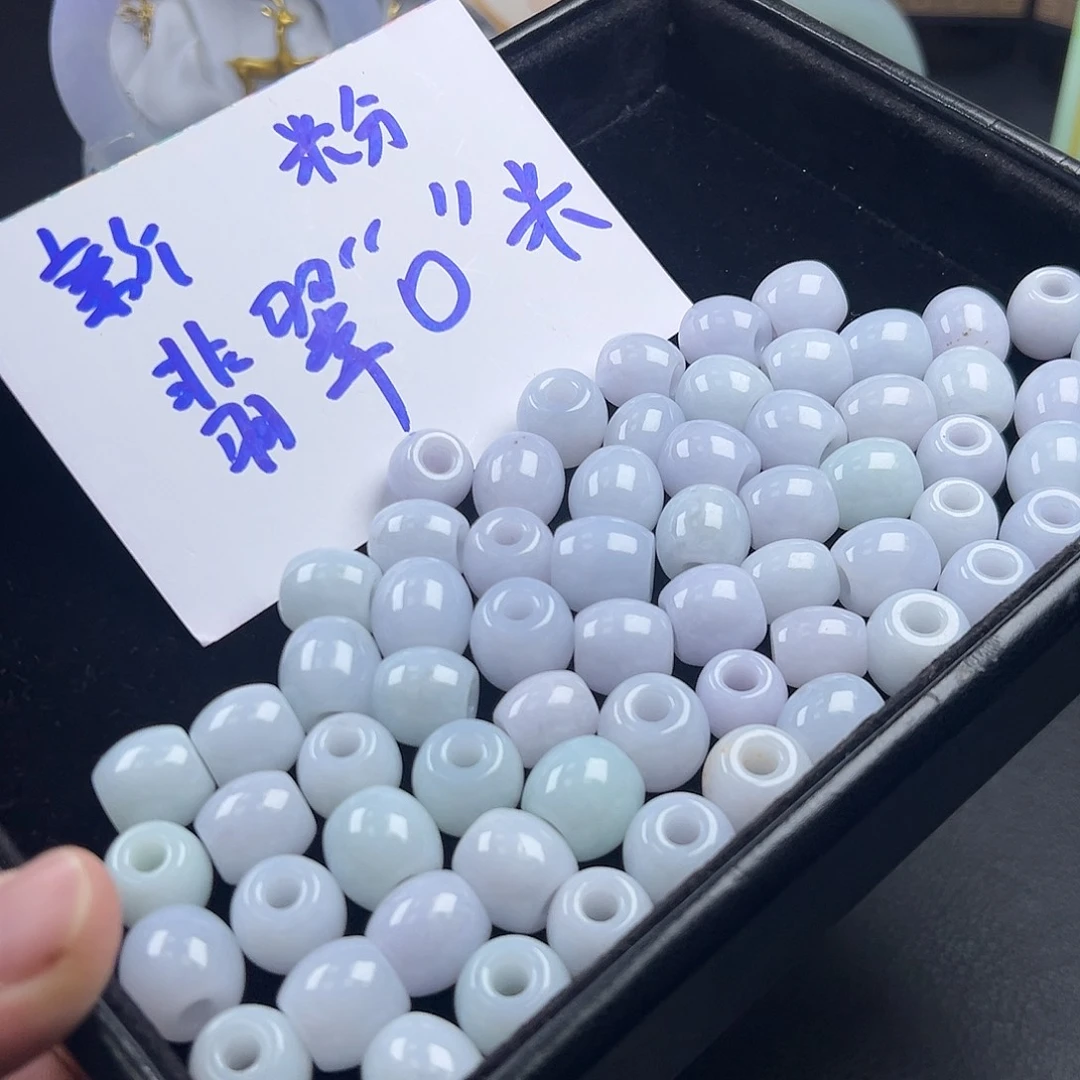 翡翠未镶嵌颈饰路路通