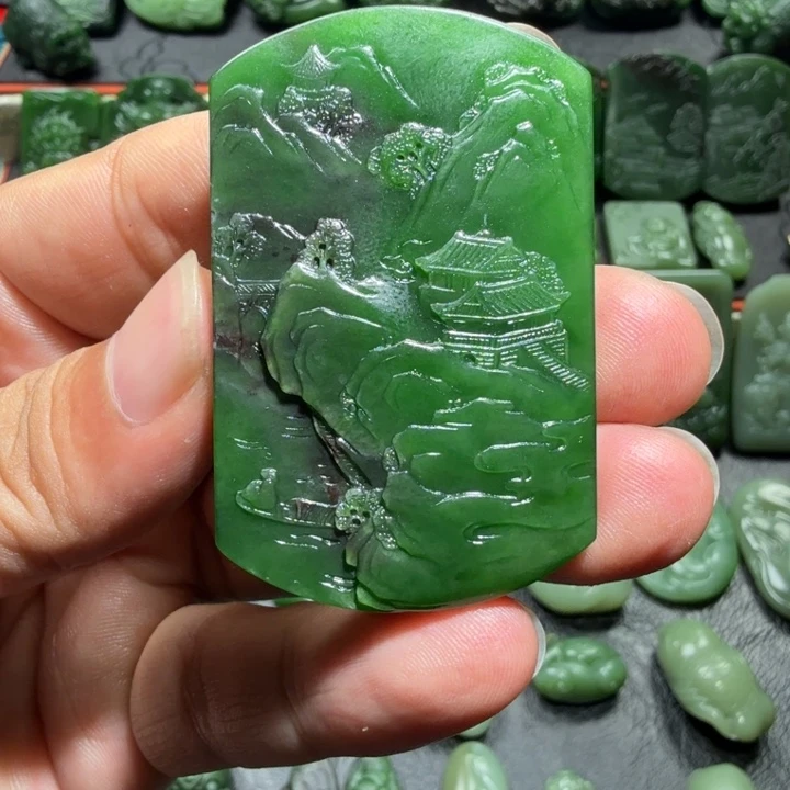 和田玉（碧玉）未镶嵌颈饰山水牌