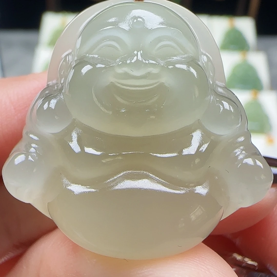 和田玉未镶嵌吊坠(赠链)