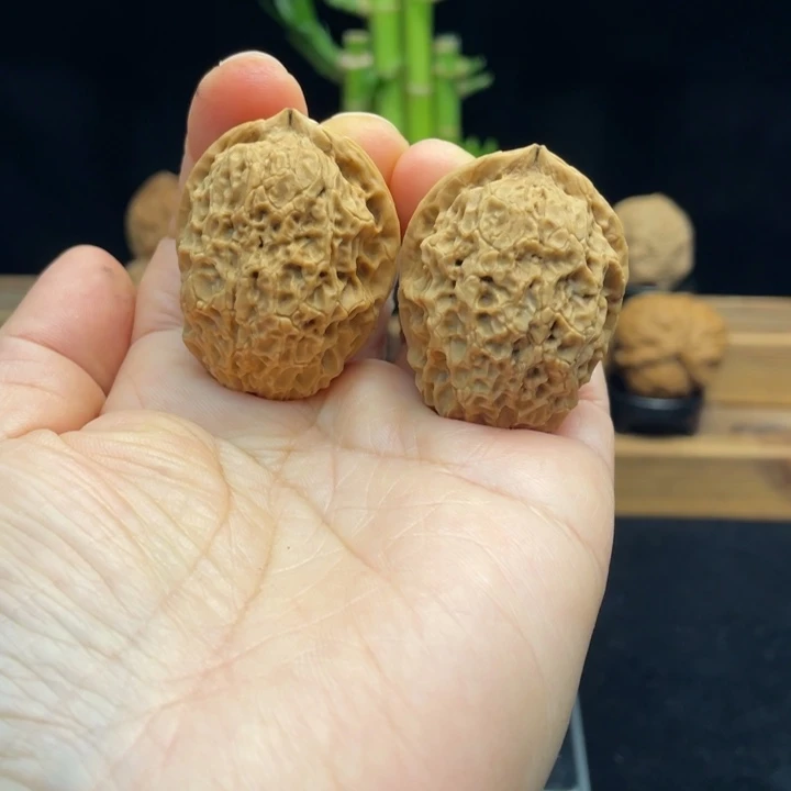 把件文玩核桃云南铁核桃45