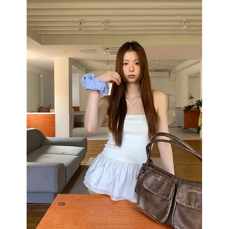 【椰林】春季气质夏季无袖通勤辣妹修身小众法式设计感抹胸251V1071