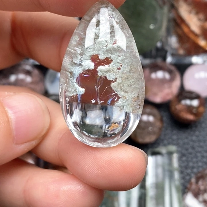 未镶嵌颈饰水晶加**贝