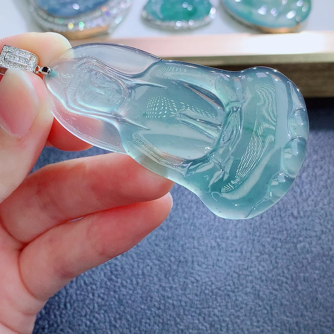 颈饰未镶嵌翡翠翡翠