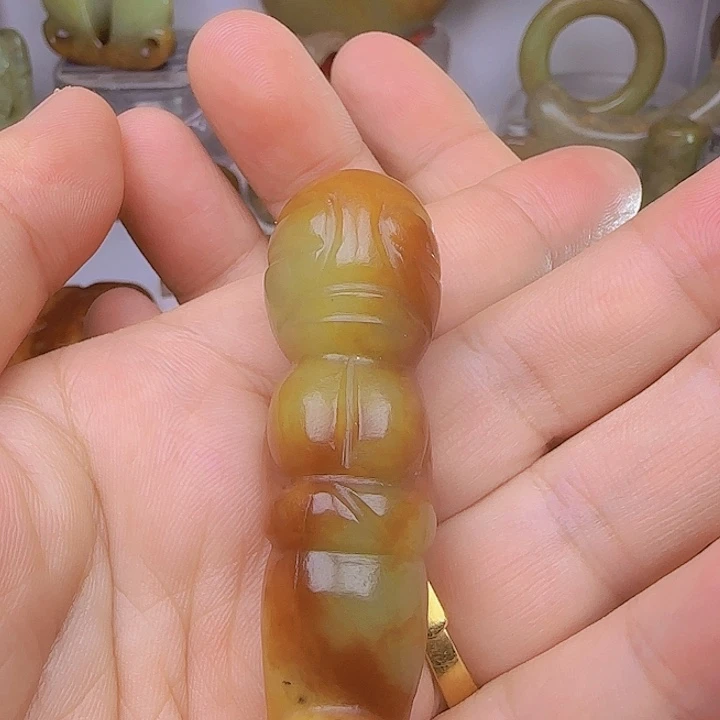 和田玉未镶嵌吊坠(不含链)