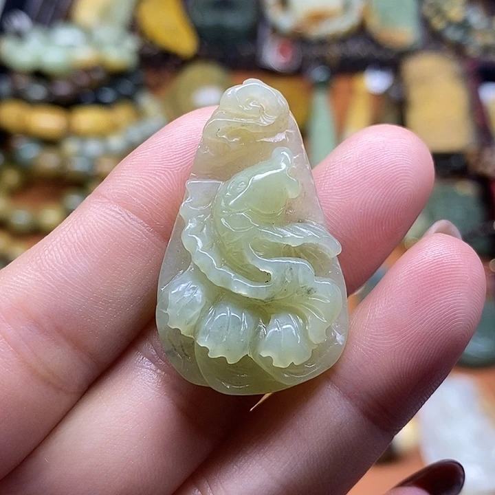 岫岩河磨玉（透闪石质玉）未镶嵌挂件